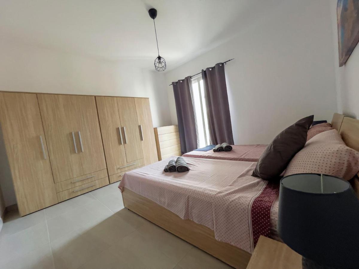 Close To Airport Apartment Zejtun Екстер'єр фото