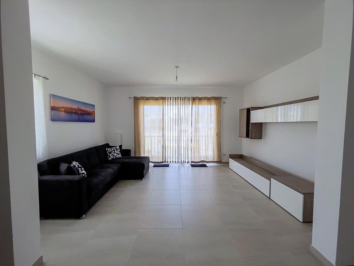 Close To Airport Apartment Zejtun Екстер'єр фото