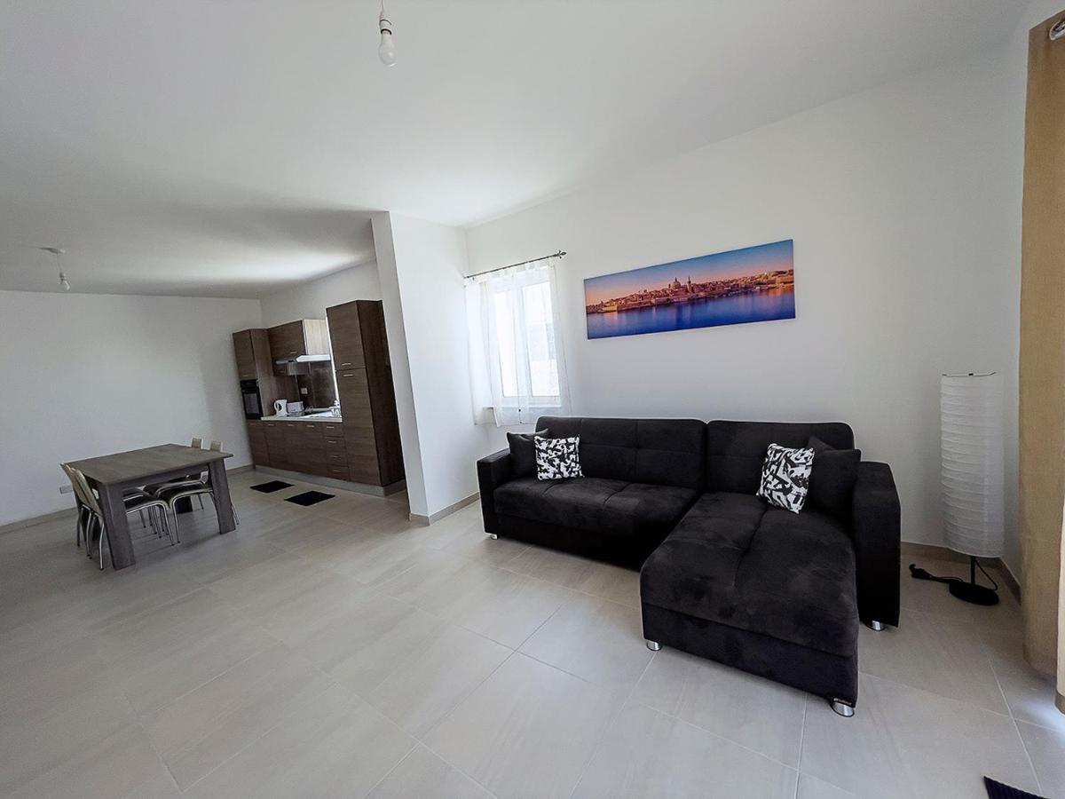 Close To Airport Apartment Zejtun Екстер'єр фото