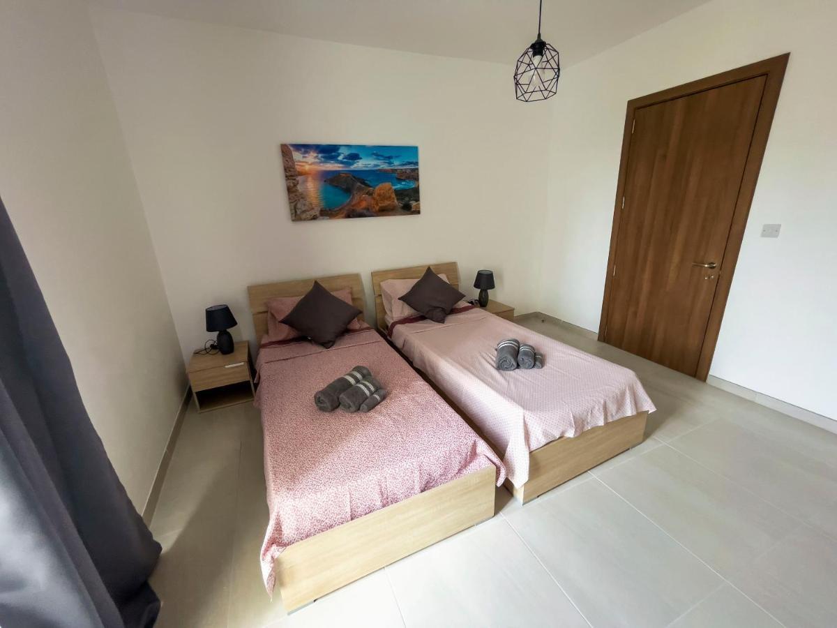 Close To Airport Apartment Zejtun Екстер'єр фото