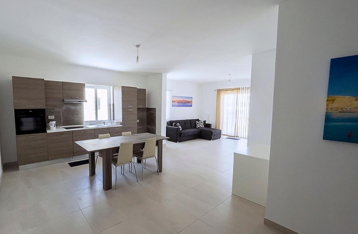 Close To Airport Apartment Zejtun Екстер'єр фото