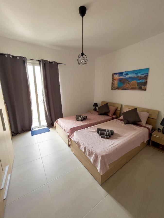 Close To Airport Apartment Zejtun Екстер'єр фото